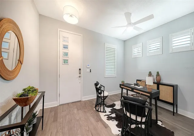 5th image of 2554 Floyd St, Sarasota, FL 34239 | MLS# A4697988