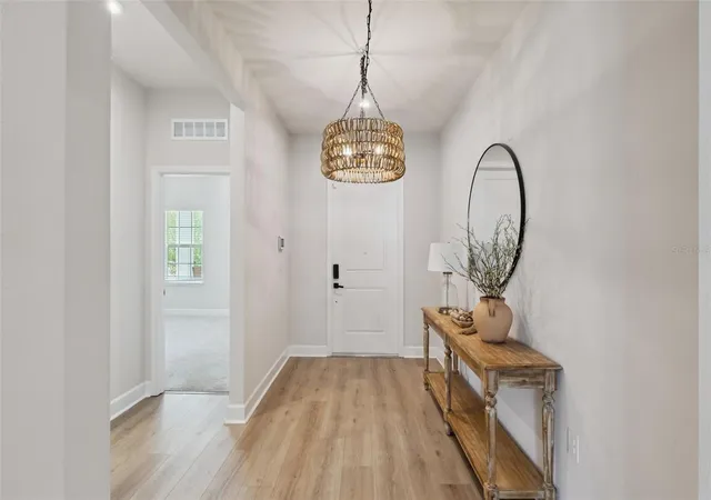 3rd image of 455 Winter Solstice Ln, Mount Dora, FL 32757 | MLS# G5114228