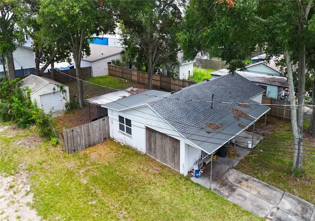 Photo 5 of Single family home for sale at 721 S Woodland St, Winter Garden, FL 34787 | MLS# O6419636 | Listing updated on 2026-07-24