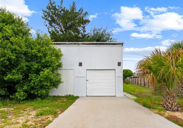 Homes for sale in Panama City Beach, FL | 21316 Sunset Ave, Panama City Beach, FL 32413 | MLS# TB8522776