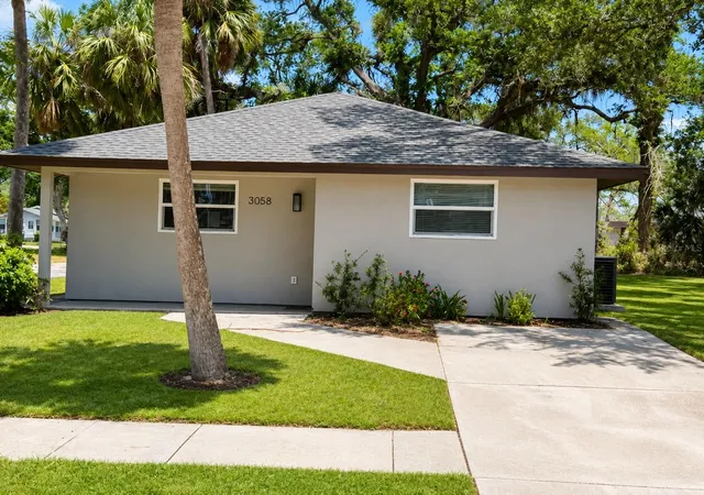 Photo 1 of Single family home for sale at 3058 Palmadelia Ave, Sarasota, FL 34234 | MLS# O6419638 | Listing updated on 2026-09-25