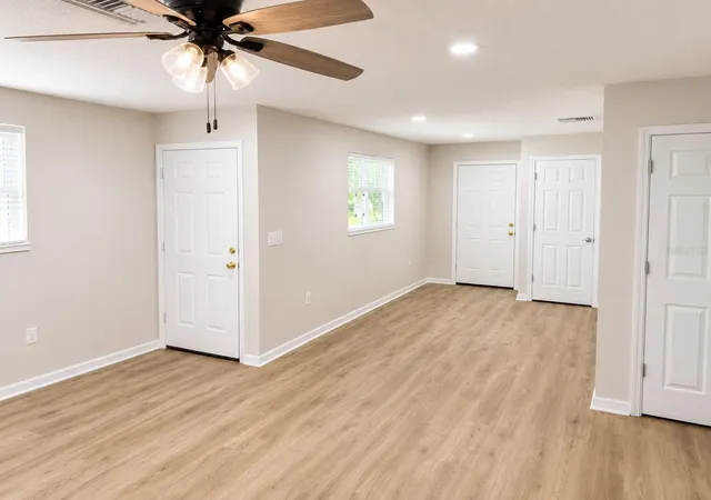 Photo 3 of Single family home for sale at 3058 Palmadelia Ave, Sarasota, FL 34234 | MLS# O6419638 | Listing updated on 2026-09-25