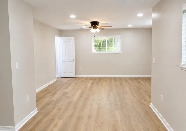 Photo 4 of Single family home for sale at 3058 Palmadelia Ave, Sarasota, FL 34234 | MLS# O6419638 | Listing updated on 2026-09-25
