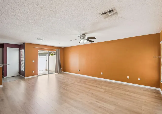 Photo 4 of Townhouse for sale at 14445 Chinese Elm Dr, Orlando, FL 32828 | MLS# O6419643 | Listing updated on 2026-09-14