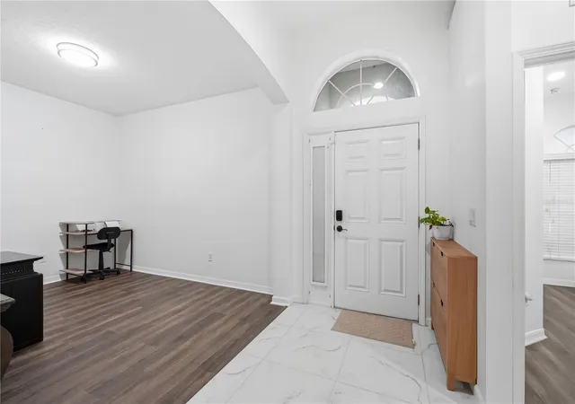4th image of 9821 Jasmine Brk Cir, Land O Lakes, FL 34638 | MLS# TB8522790