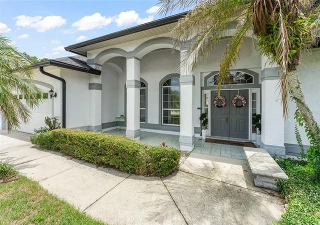 Photo 3 of Sale Pending at 551 Wheatstone Pl, Orlando, FL 32835 | MLS# O6419647 | Listing updated on 2026-08-17