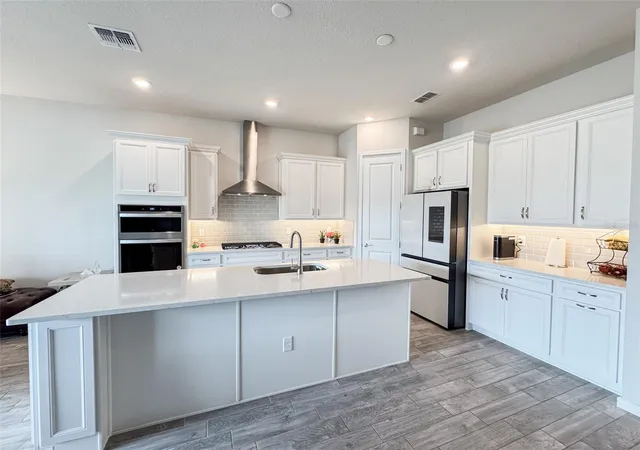 Photo 4 of Single family home for sale at 13348 Panama Beach Ct, Orlando, FL 32827 | MLS# O6419651 | Listing updated on 2026-10-21