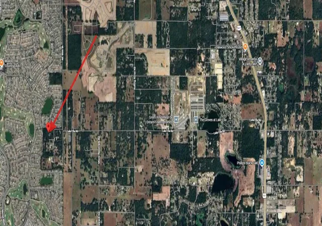 7th image of 8801 Ne 90th Trl, Fruitland Park, FL 34731 | MLS# O6419652