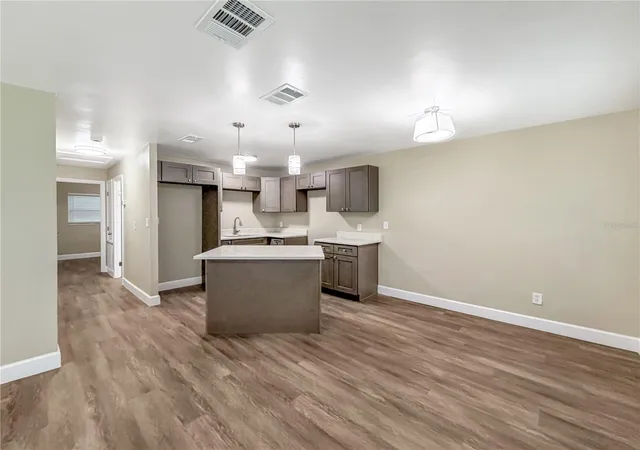 Photo 4 of Sale Pending at 4228 Kirkland Blvd, Orlando, FL 32811 | MLS# O6419653 | Listing updated on 2026-09-03