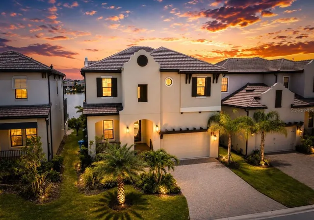 Photo 1 of Single family home for sale at 1112 Seagrape Dr, Ruskin, FL 33570 | MLS# TB8522802 | Listing updated on 2026-09-03