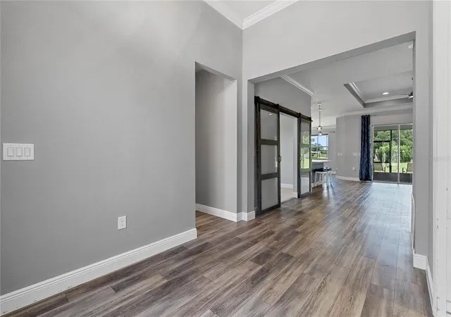 Photo 3 of Single family home for sale at 8113 Bridgeport Bay Cir, Mount Dora, FL 32757 | MLS# O6419657 | Listing updated on 2026-10-05