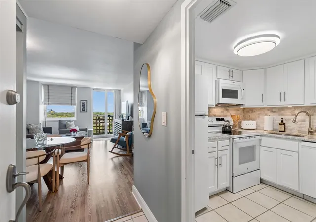 3rd image of 4015 Bayshore Blvd #7D, Tampa, FL 33611 | MLS# TB8522805