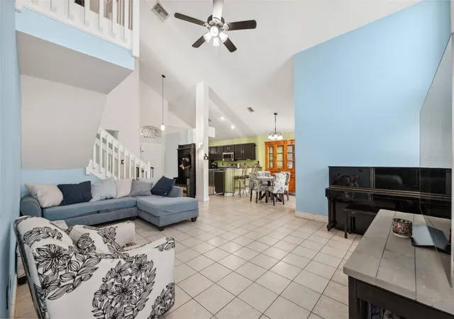4th image of 3316 Pine Top Dr, Valrico, FL 33594 | MLS# TB8522806