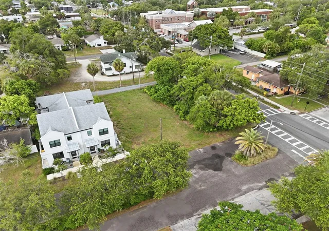 Photo 2 of Townhouse for sale at 5964 Central Ave, New Port Richey, FL 34653 | MLS# TB8522826 | Listing updated on 2026-07-20