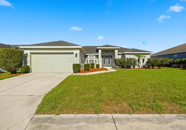 Homes for sale in Mulberry, FL | 4573 Turner Oaks Dr, Mulberry, FL 33860 | MLS# P4939147