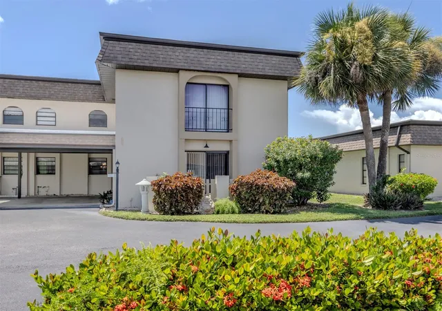 1st image of 1712 Lakeside Dr #1712-B, Venice, FL 34293 | MLS# N6144816