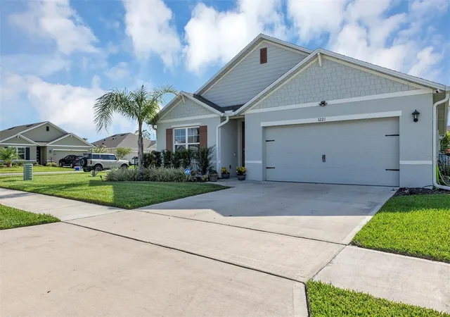 2nd image of 3221 Silas Dr, New Smyrna Beach, FL 32168 | MLS# O6419680