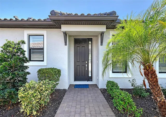 Homes for sale in Lakewood Ranch, FL | 15611 Sacile Ln, Lakewood Ranch, FL 34211 | MLS# A4698016