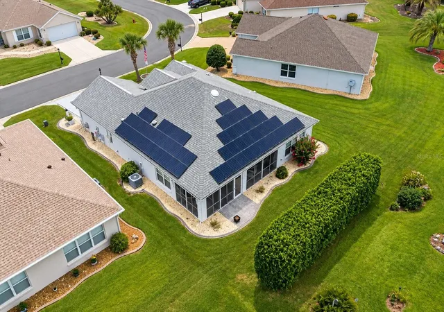Photo 1 of Single family home for sale at 9203 SE 118th Loop, Summerfield, FL 34491 | MLS# OM727306 | Listing updated on 2026-09-24