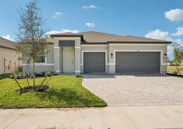 Photo 1 of Single family home for sale at 9250 Deep Horizon Loop, Parrish, FL 34219 | MLS# R4911507 | Listing updated on 2026-10-07
