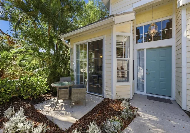 2nd image of 7906 Whitebridge Gln, University Park, FL 34201 | MLS# A4698021