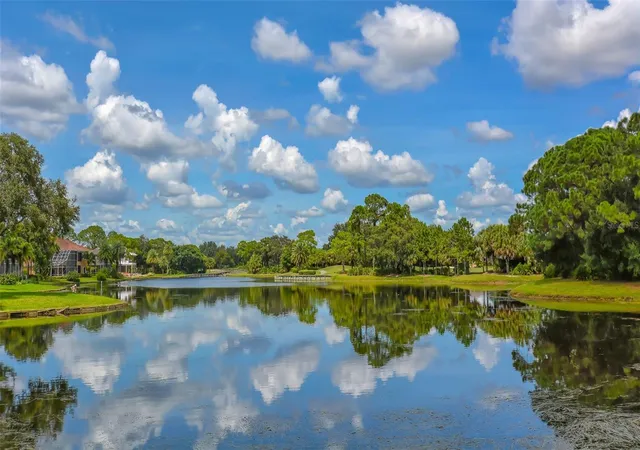 68th image of 7906 Whitebridge Gln, University Park, FL 34201 | MLS# A4698021