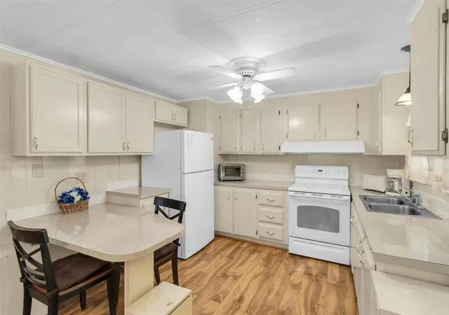 Homes for sale in Hudson, FL | 7319 Osage Dr, Hudson, FL 34667 | MLS# W7887031
