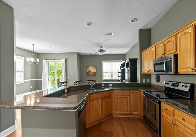 5th image of 11504 Bellamar St, Temple Terrace, FL 33637 | MLS# TB8522865