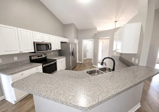 4th image of 3011 Shawnee Ter, North Port, FL 34286 | MLS# D6147902