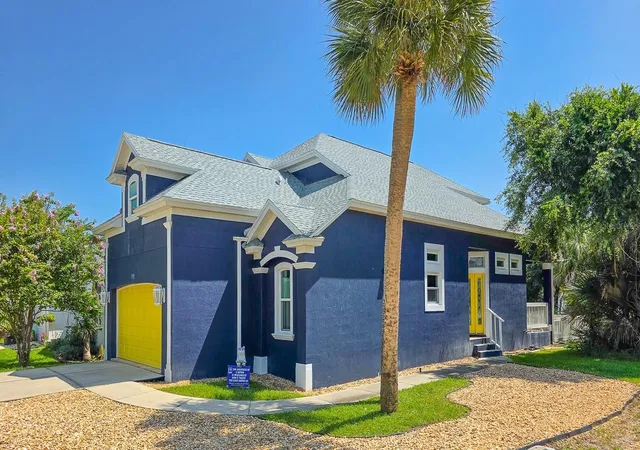 5th image of 2733 S Daytona Ave, Flagler Beach, FL 32136 | MLS# FC319507