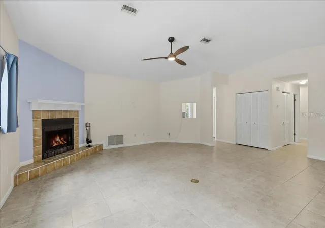 Photo 3 of Single family home for sale at 15 Wasserman Dr, Palm Coast, FL 32164 | MLS# FC319509 | Listing updated on 2026-09-08