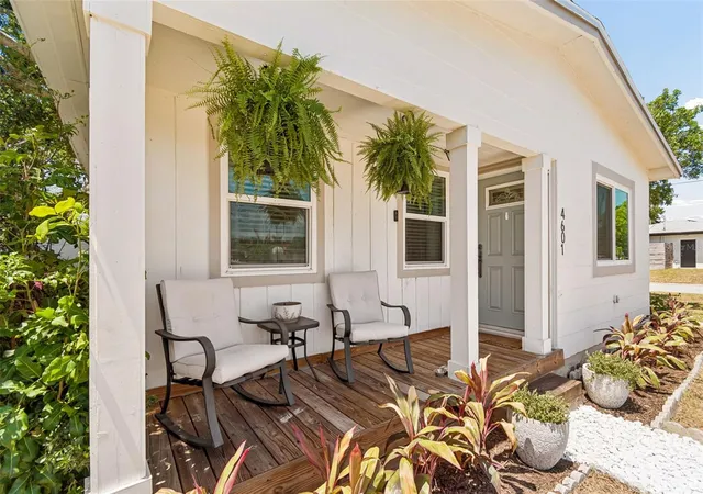 Photo 2 of Single family home for sale at 4601 16th Avenue N, St Petersburg, FL 33713 | MLS# TB8522892 | Listing updated on 2026-08-30