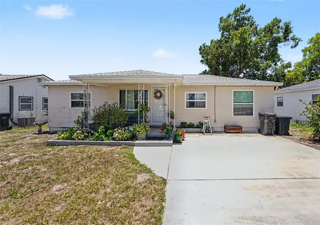 2nd image of 4540 53rd Ave N, St Petersburg, FL 33714 | MLS# TB8522896