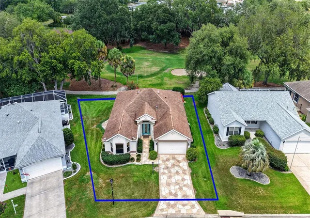1st image of 522 Loma Paseo Dr, Lady Lake, FL 32159 | MLS# G5114245