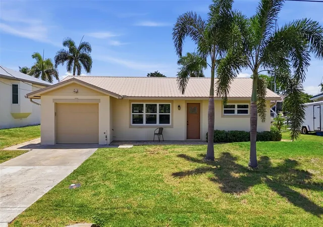 1st image of 4310 Palm Dr, Punta Gorda, FL 33950 | MLS# C7527719