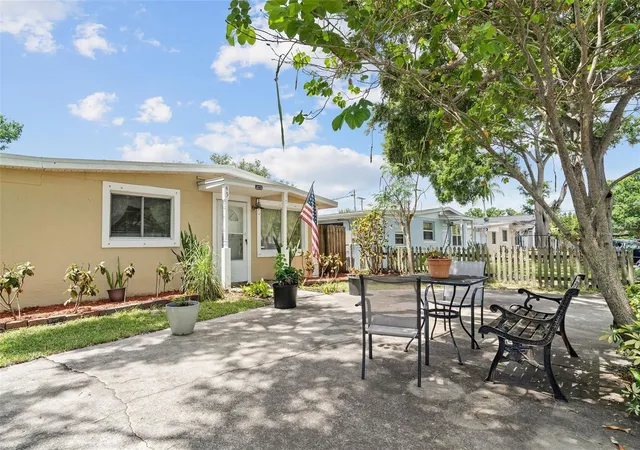 Photo 2 of Single family home for sale at 4530 72nd Avenue N, Pinellas Park, FL 33781 | MLS# TB8522914 | Listing updated on 2026-10-01