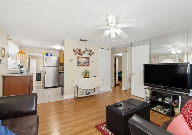 Photo 4 of Single family home for sale at 4530 72nd Avenue N, Pinellas Park, FL 33781 | MLS# TB8522914 | Listing updated on 2026-10-01