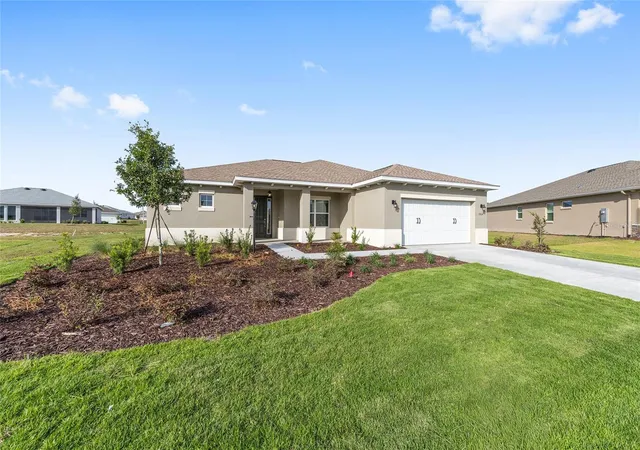 Photo 2 of Single family home for sale at 10657 Sw 102nd Lane, Ocala, FL 34472 | MLS# OM727325 | Listing updated on 2026-06-27