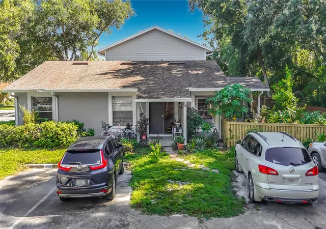 Homes for sale in Lutz, FL | 15101 Morning Dr, Lutz, FL 33559 | MLS# TB8522916