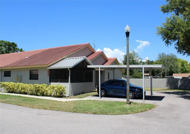 3rd image of 2288 Citrus Ct, Clearwater, FL 33763 | MLS# TB8522919