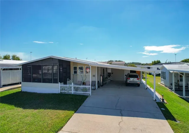 Photo 1 of Manufactured home for sale at 1785 Quail Hl Dr, Lakeland, FL 33810 | MLS# O6419735 | Listing updated on 2026-06-26