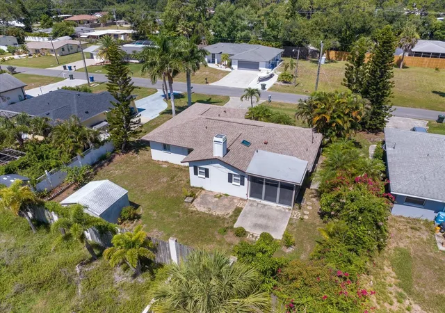 Homes for sale in Nokomis, FL | 1236 Gayle Ave, Nokomis, FL 34275 | MLS# A4698037