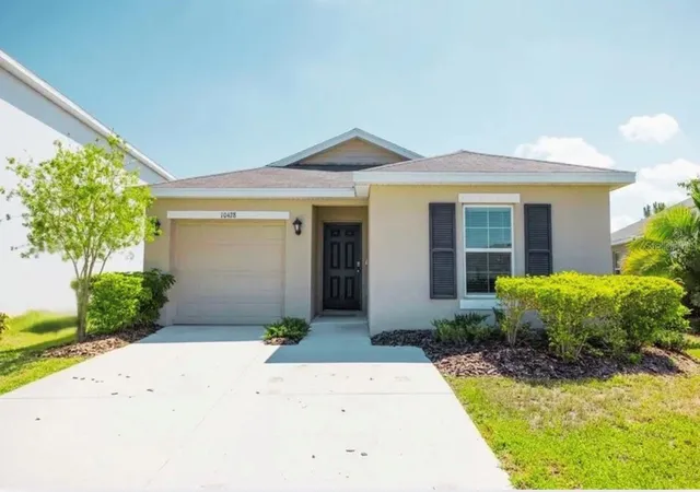 Photo 1 of Single family home for sale at 10428 Flathead Dr, Parrish, FL 34219 | MLS# A4698038 | Listing updated on 2026-07-20