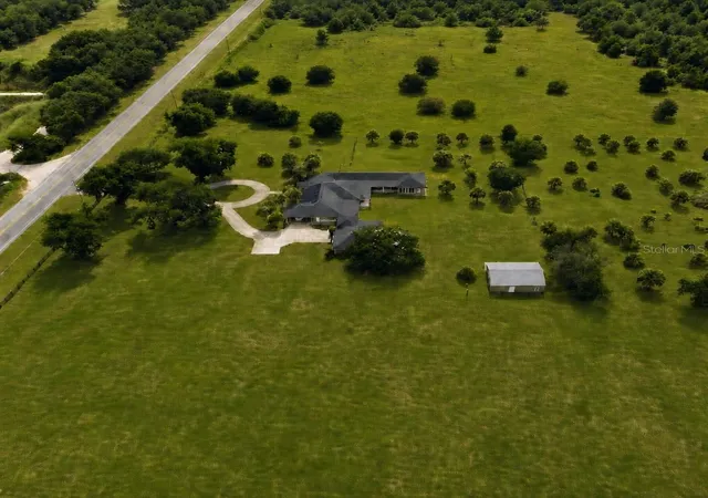 Homes for sale in Grand Island, FL | 37180 County Road 452, Grand Island, FL 32735 | MLS# O6419737