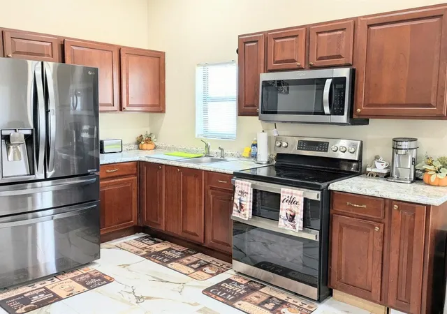 Homes for sale in Grand Island, FL | 37180 County Road 452, Grand Island, FL 32735 | MLS# O6419737