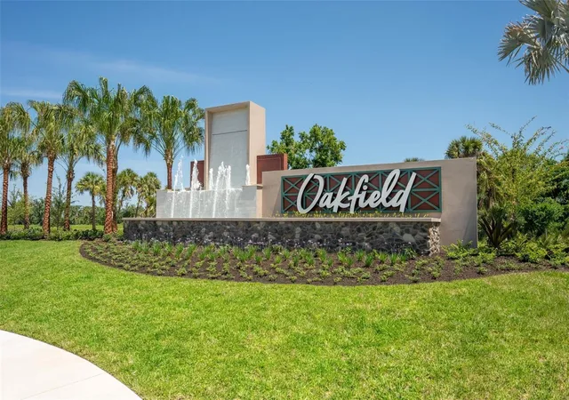 22nd image of 10430 Hidden Banks Gln, Parrish, FL 34219 | MLS# TB8522945
