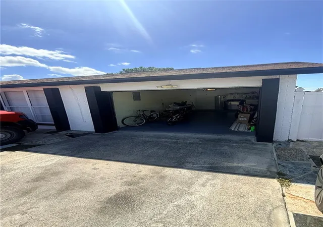 Photo 3 of Single family home for sale at 6713 Willow Spring Ct, Tampa, FL 33615 | MLS# TB8522957 | Listing updated on 2026-09-22