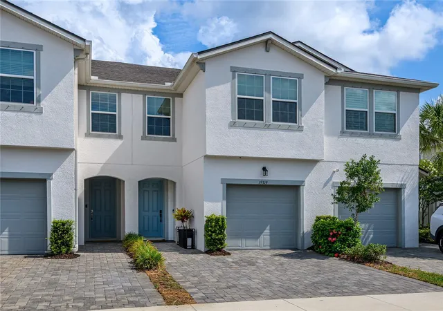 Homes for sale in Lutz, FL | 19319 Blue Pond Dr #22, Lutz, FL 33558 | MLS# TB8522958