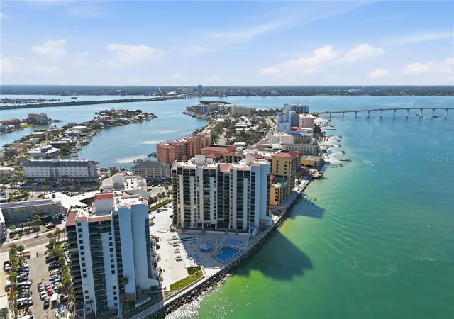 Photo 4 of Condo for sale at 450 S Gulfview Blvd #301, Clearwater Beach, FL 33767 | MLS# TB8522961 | Listing updated on 2026-08-14
