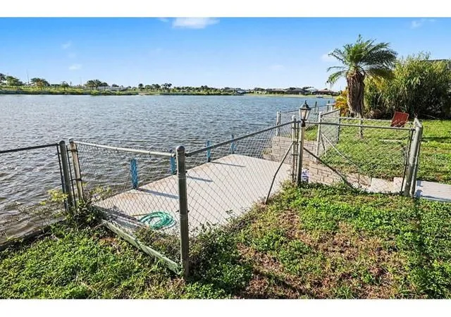 Homes for sale in Cape Coral, FL | 1219 Ne 14th Pl, Cape Coral, FL 33909 | MLS# TB8522967